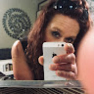 Meet your Posher, Carol